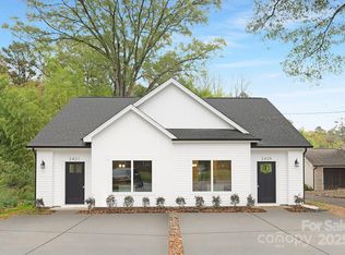 2421 Toddville Rd, Charlotte, NC 28214