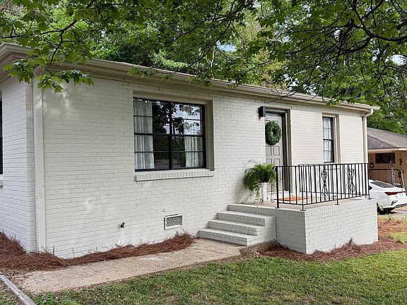 3rd image of 112 Louis Ave