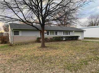 305 S Montgomery St, Sedan, KS 67361