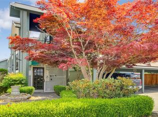 7924 212th St SW APT 301, Edmonds, WA 98026