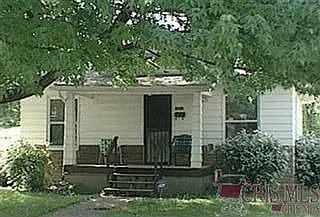 1833 Hamilton St SW photo 1