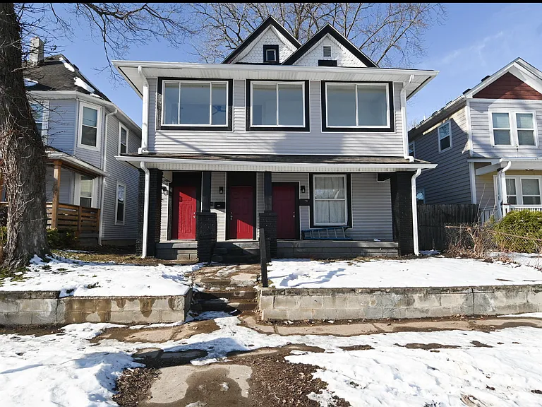 2918 N Kenwood Ave #A — Photo 13