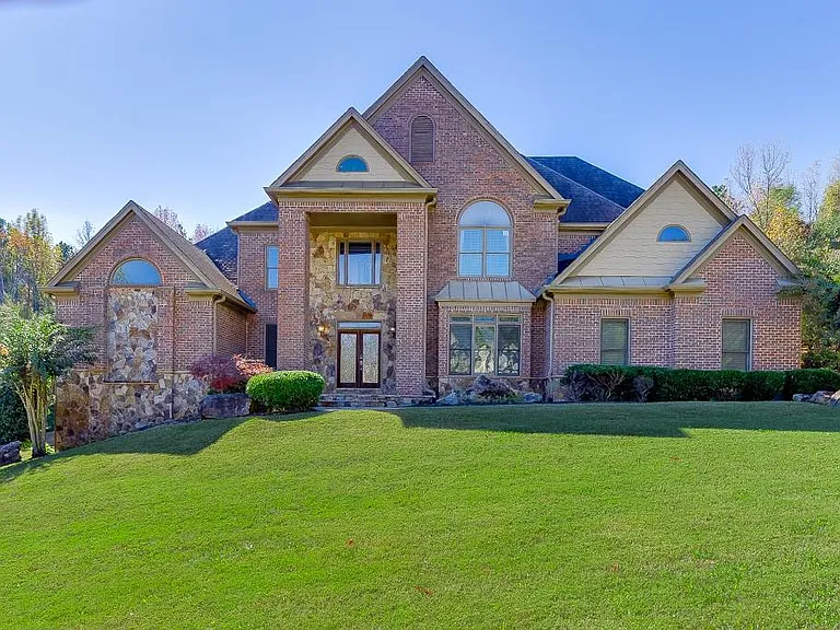 940 Chateau Forest Rd — Photo 3
