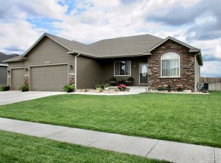 808 Rittgers Ln, Salina, KS 67401