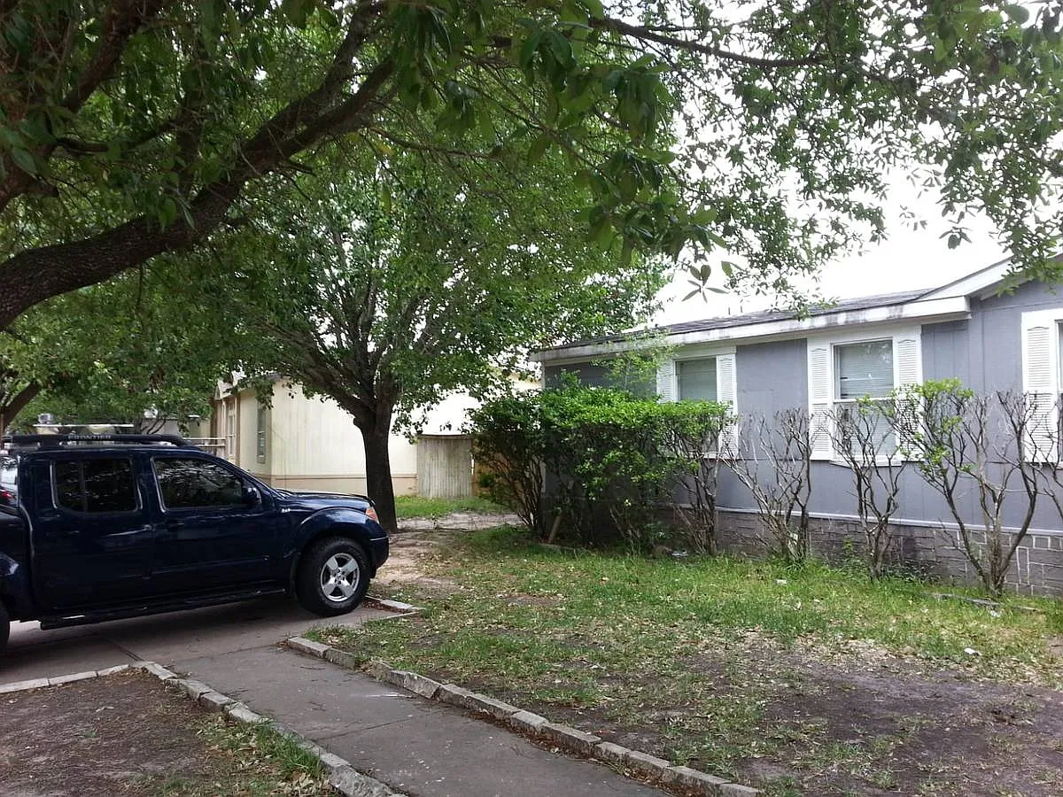 3 bed, 1396 sqft, $1,795 — Photo 3