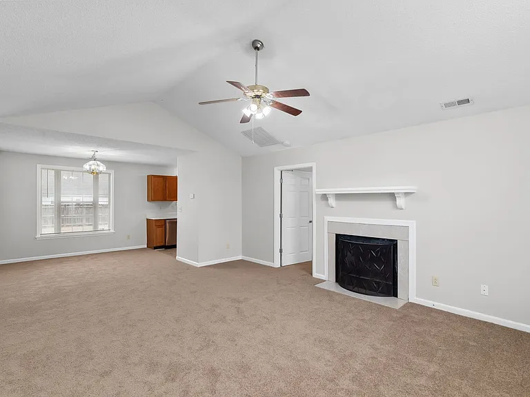 152 Settlers Cir — Photo 7