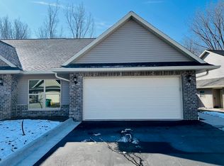 2447-7 Remington Rd, Green Bay, WI 54302