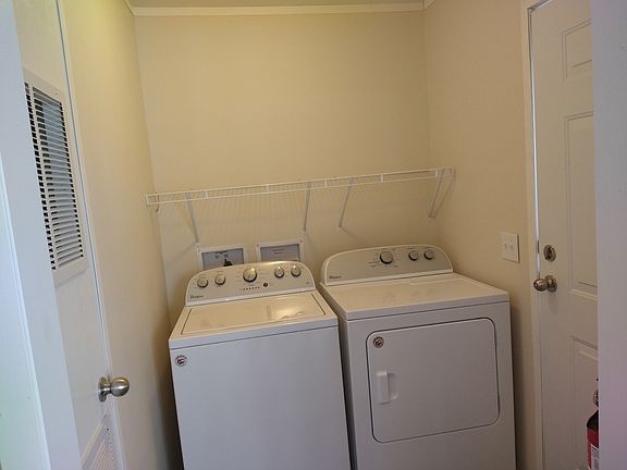 5th image of 237 Roosevelt Dr #237