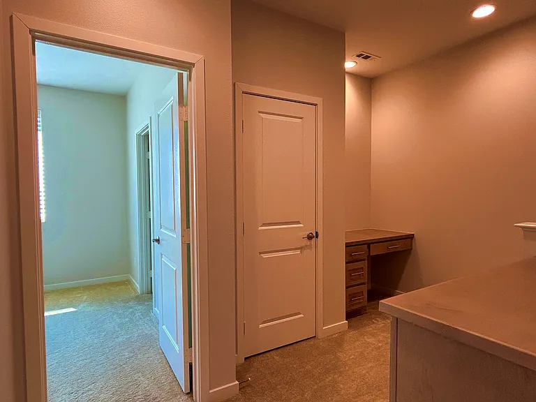 32408 Tannat Dr — Photo 16