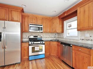 74 Farrell St, Long Beach, NY 11561