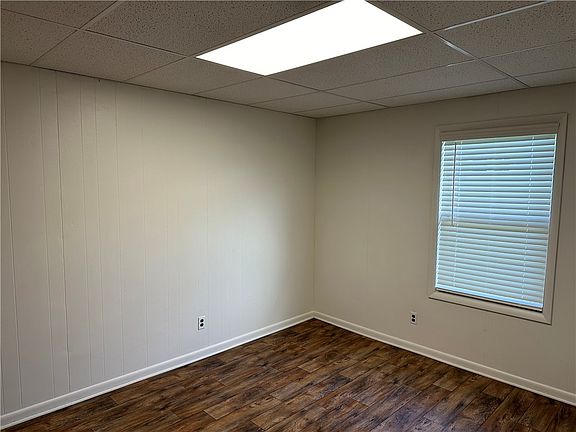 4th image of 5 S Lowder St
