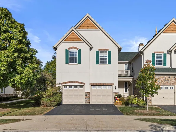 410 Bay Tree Cir, Vernon Hills, IL 60061