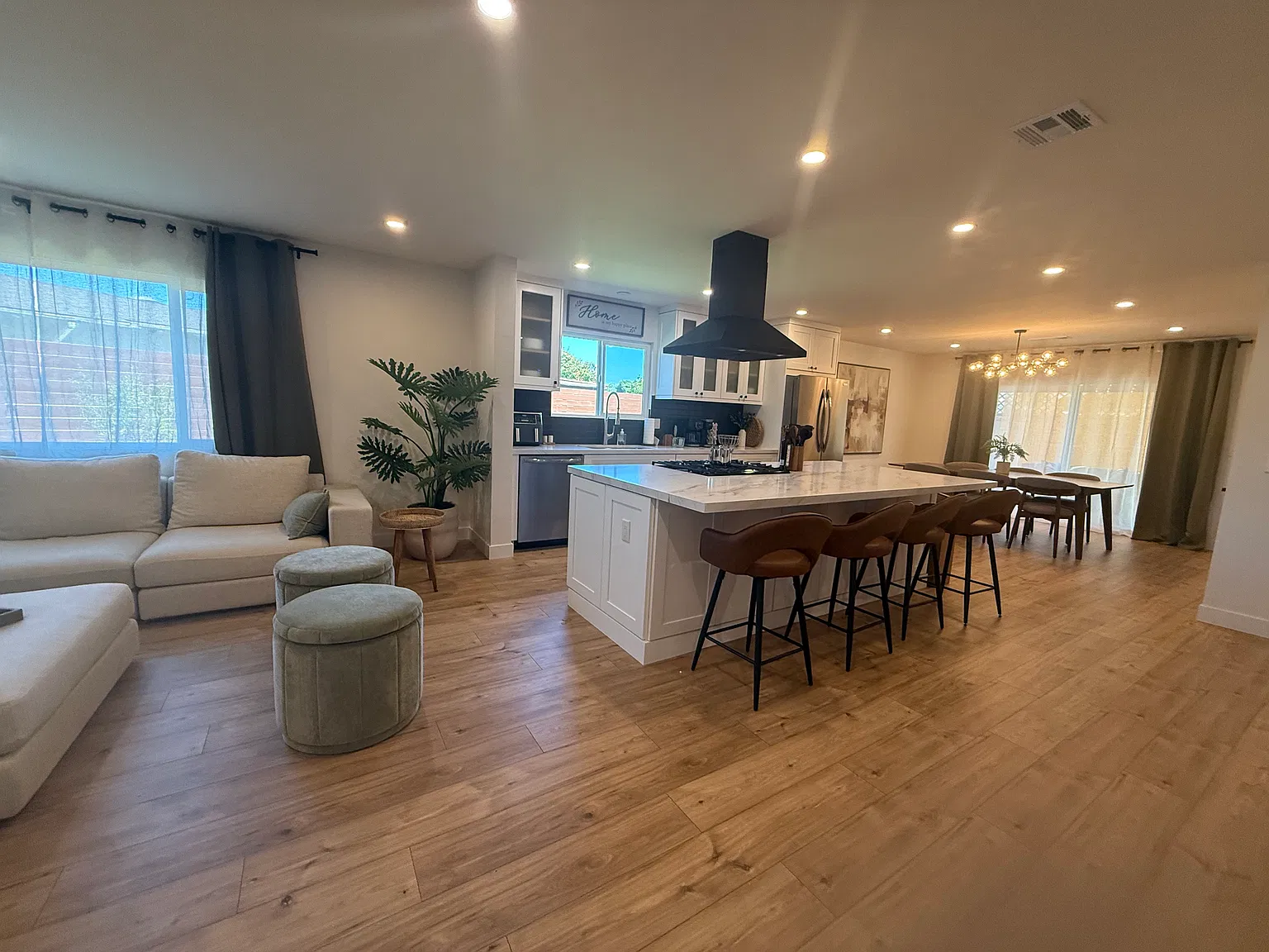 2508 W Fulcrum Pl — Photo 4