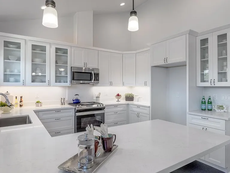 534 S Branciforte Ave — Photo 5