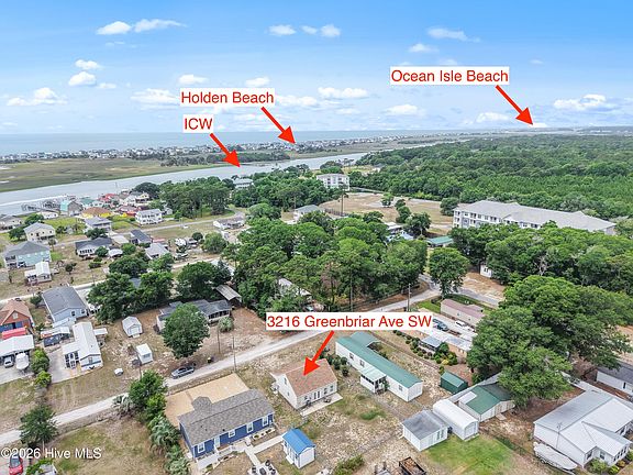 2nd image of 3216 Greenbriar Avenue SW