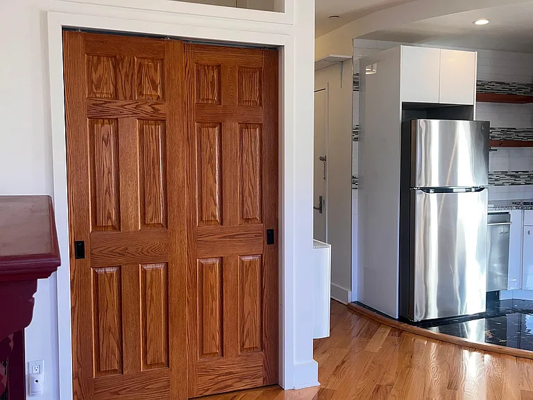 1308 Dean St #4R — Photo 10