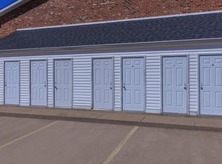 621 Tiny Town Rd #42461, Clarksville, TN 37042