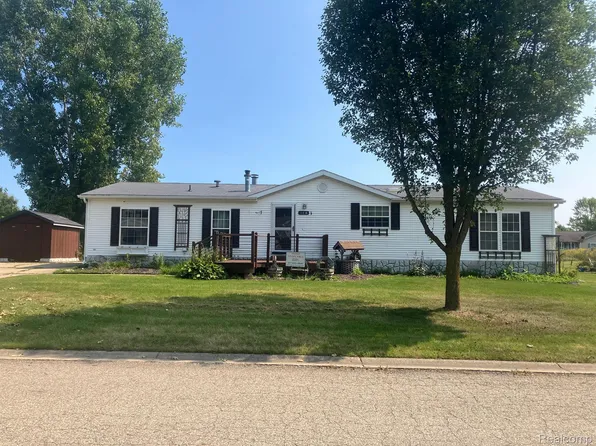148 Hidden Rdg, Morrice, MI 48857