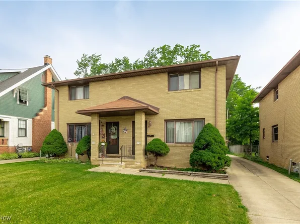 3712 Sheraton Dr, Parma, OH 44134