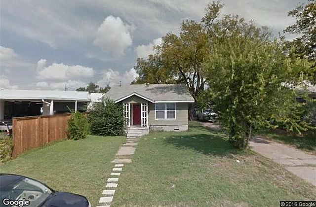 2nd image of 906 E 48th St