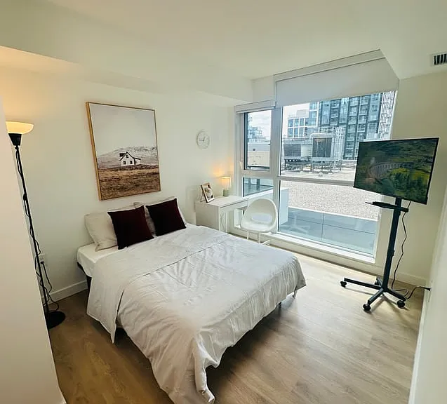 38 Widmer St #2011C — Photo 1