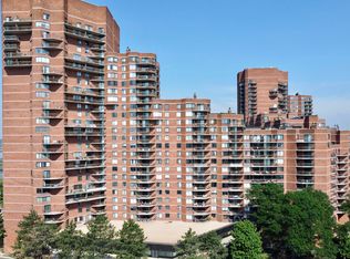 2003 Harmon Cove Tower, Secaucus, NJ 07094
