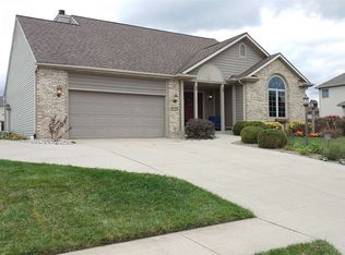 10127 Buttonwood Pass, Leo, IN 46765