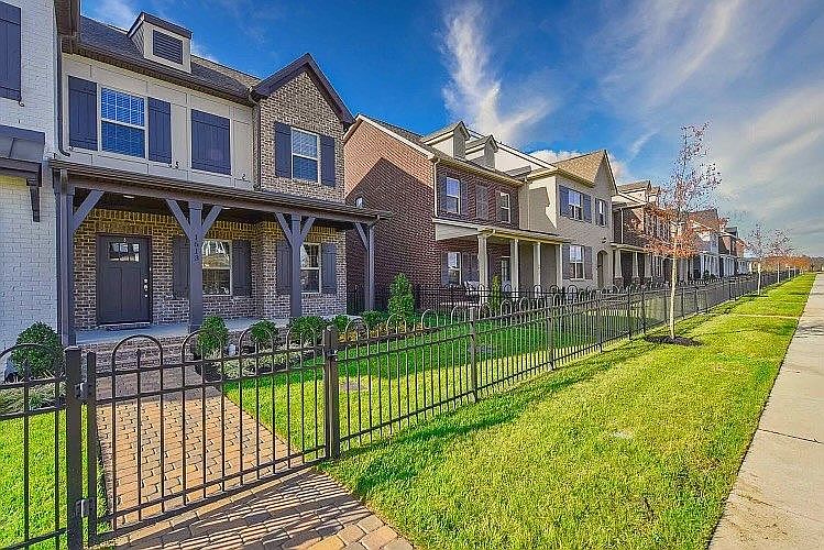 1613 Drakes Creek Rd, Hendersonville, TN 37075 Zillow