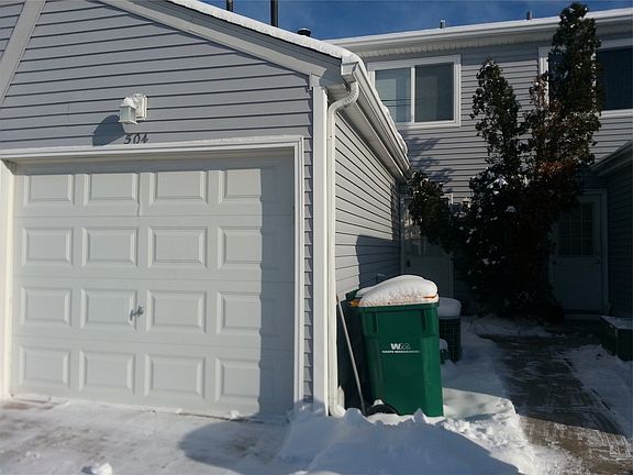 3rd image of 504 Meadow Green Ln