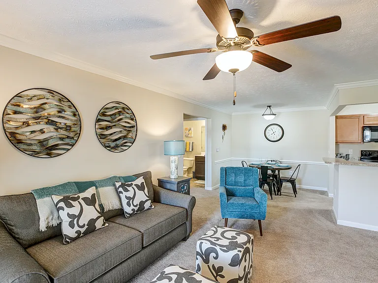 Shelby Oaks Apartments — Photo 13