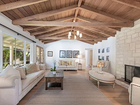 4th image of 487 Hot Springs Rd