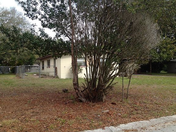 3rd image of 3007 Joyann St