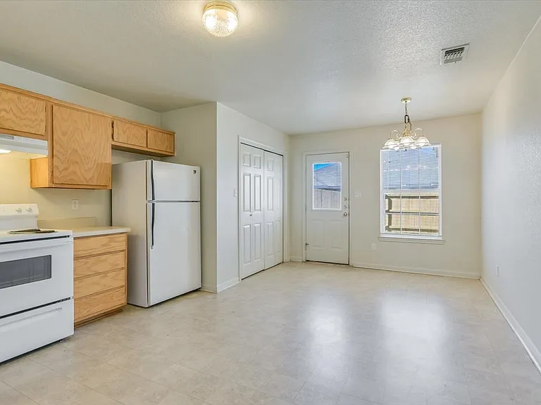 3805 El Paso Dr #A — Photo 6