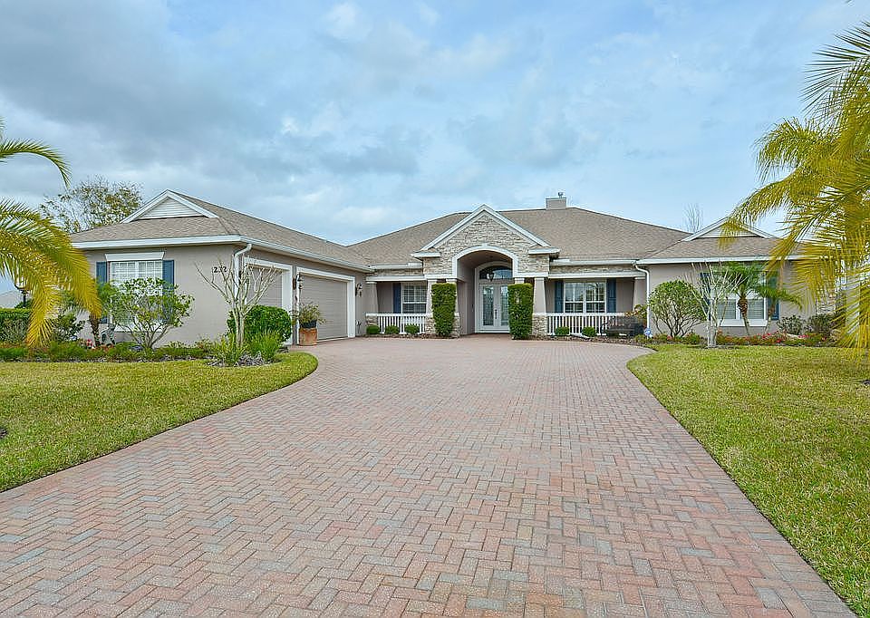 1st image of 232 Centennial Park Dr