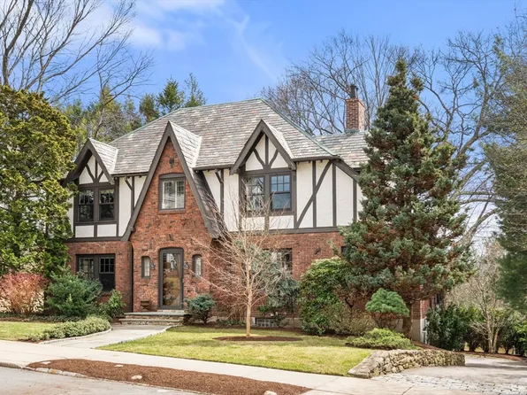 26 Bothfeld Rd, Newton, MA 02459
