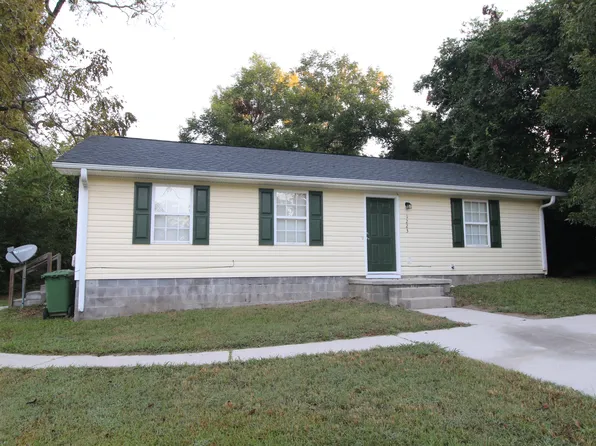 1223 Lyndon Ave, Griffin, GA 30223