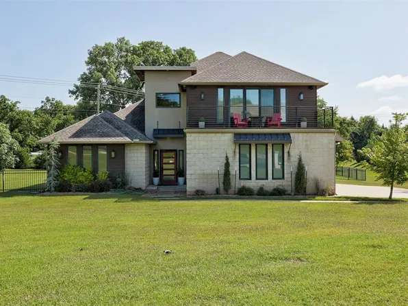 7713 Stone Valley Cir, Edmond, OK 73034