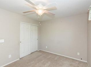 318 Stallion Trl, Saint Peters, MO 63376