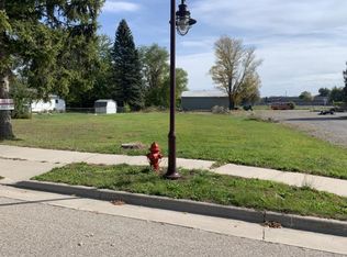 138 N Mackinaw Rd, Au Gres, MI 48703