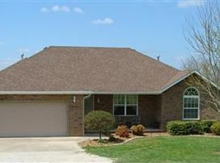 1435 State Hwy N, Clever, MO 65631