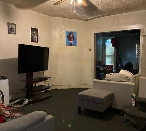2nd image of 242 W Albanus St