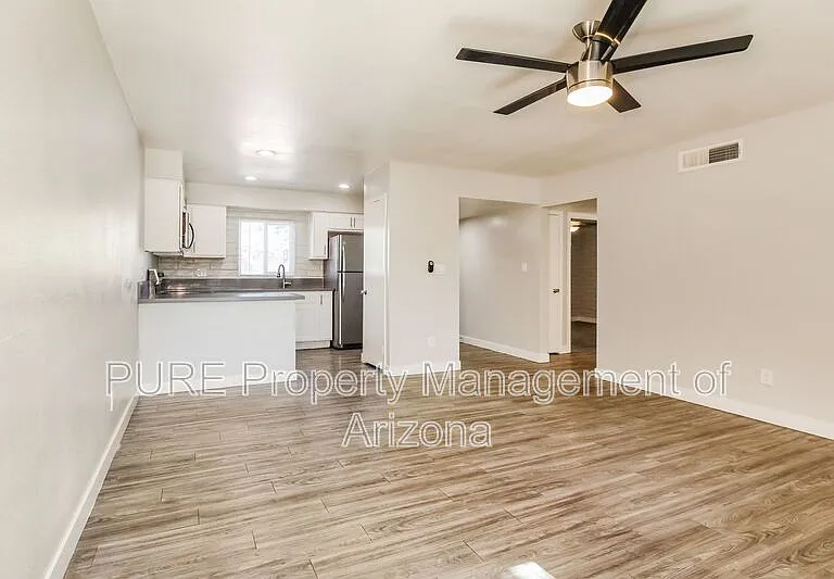 6801 N 17th Ave #1 — Photo 4