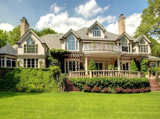 5 Cowdray Park Dr, North Castle, NY 10504