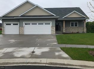 1842 Esther Ln SW, Rochester, MN 55902