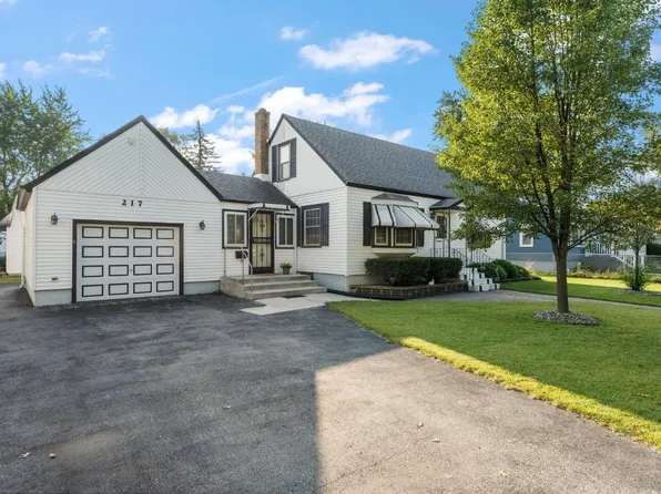 217 N Oakwood St, Griffith, IN 46319