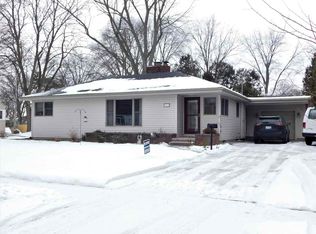 3313 Boston St, Midland, MI 48642