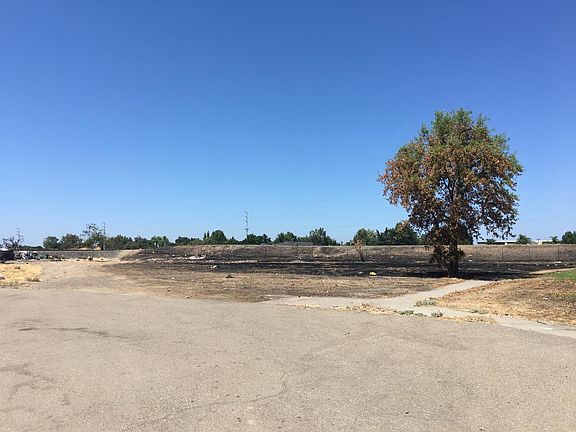 4th image of 4233 Coronado Ave