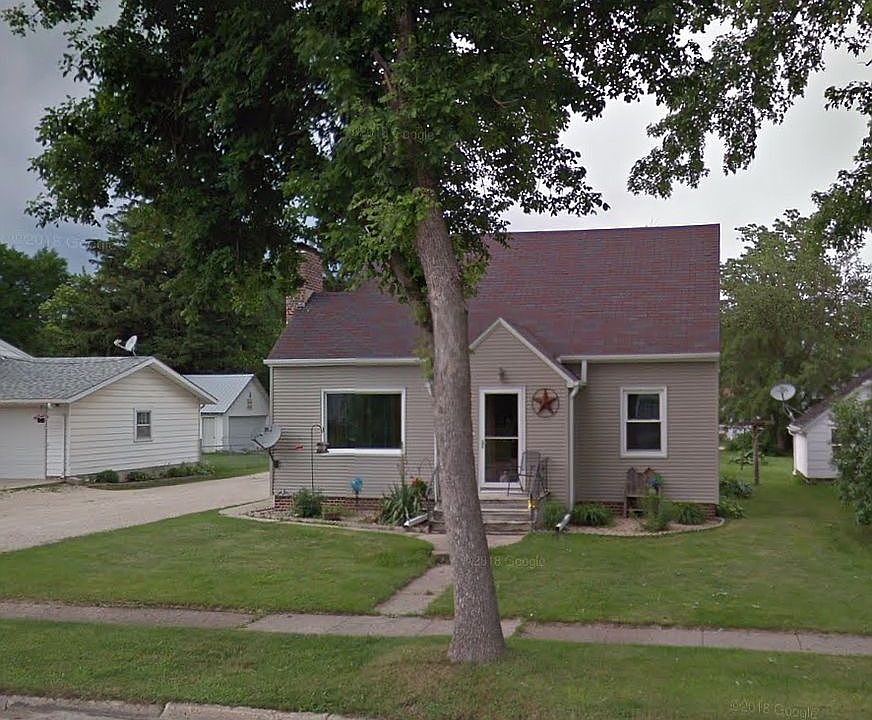 2nd image of 504 W Elm Ave