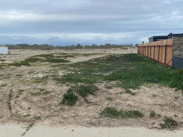 920 Catamaran St, Oxnard, CA 93035