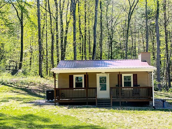 2nd image of 17584 Burnt Cabin Trl